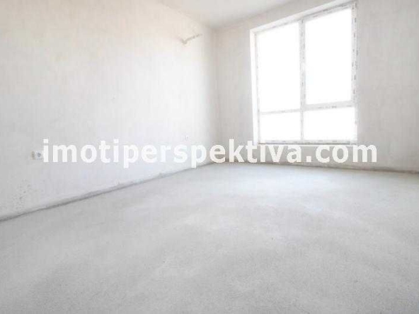 Двустаен апартамент в Пловдив, Кючук Париж - 67 кв.м за 1292 €/кв.м - Снимка #1