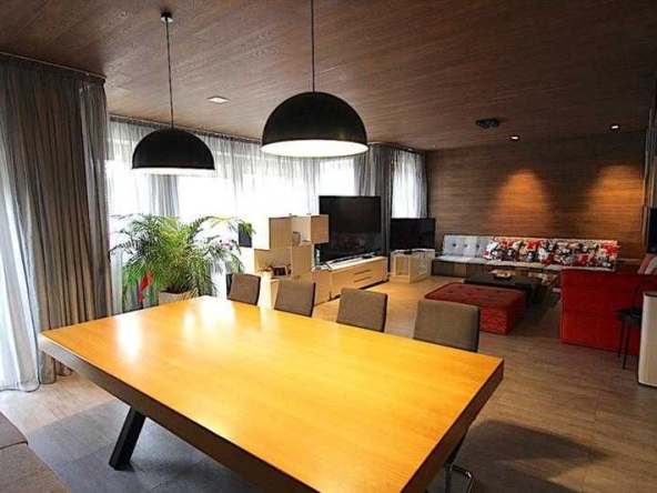 Тристаен апартамент в София, Гео Милев - 100 кв.м за 1850 €/кв.м - Снимка #1