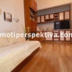 Двустаен апартамент в Пловдив, Център - 75 кв.м за 2054 €/кв.м - Снимка #1