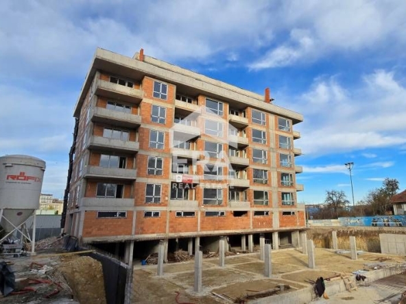 Четиристаен апартамент в Велико Търново, Зона Б - 117 кв.м за 1214 €/кв.м - Снимка #1