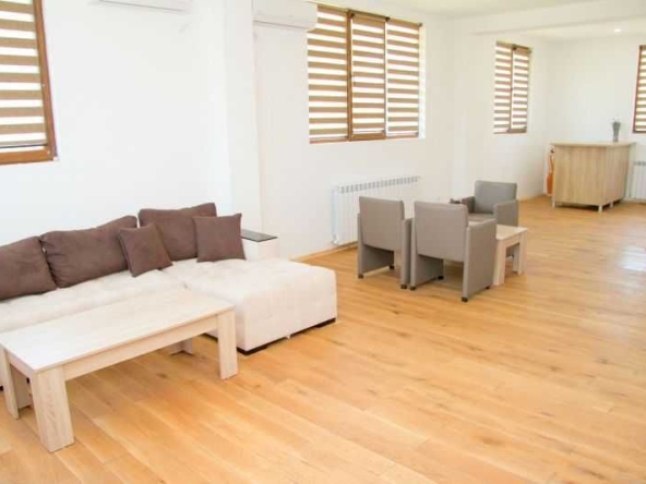 Къща в с. Близнак, Област Бургас - 520 кв.м за 277 €/кв.м - Снимка #1