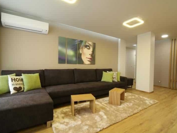 Тристаен апартамент в София, Хладилника - 110 кв.м за 2728 €/кв.м - Снимка #1