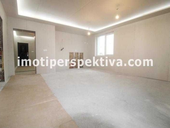 Къща в Стамболийски - 150 кв.м за 927 €/кв.м - Снимка #1