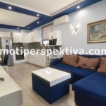 Тристаен апартамент в Пловдив, Кючук Париж - 96 кв.м за 1918 €/кв.м - Снимка #1