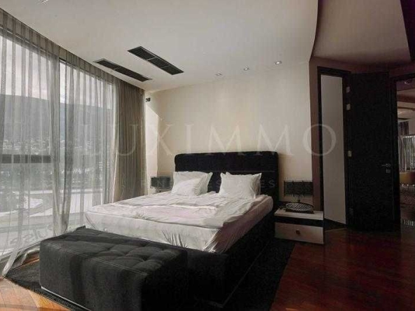 Дава се под наем Двустаен апартамент в София, Витоша - 64 кв.м за 300 € - Снимка #1