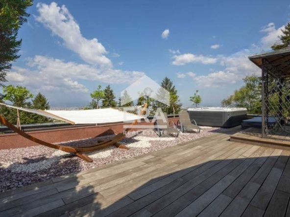 Къща в София, Бояна - 1343 кв.м за 2085 €/кв.м - Снимка #1