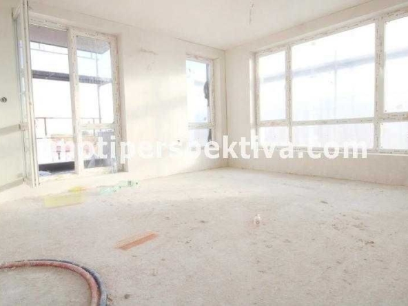 Тристаен апартамент в Пловдив, Коматево - 112 кв.м за 1100 €/кв.м - Снимка #1