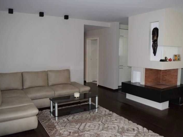 Дава се под наем Двустаен апартамент в София, Иван Вазов - 75 кв.м за 362.1 € - Снимка #1