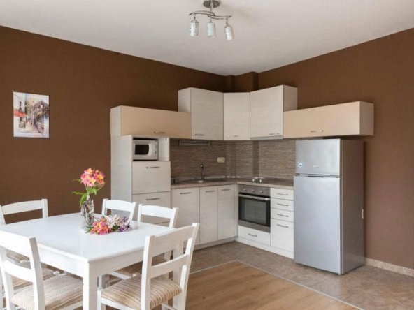 Дава се под наем Двустаен апартамент в Пловдив, Каменица 1 - 57 кв.м за 459 € - Снимка #1