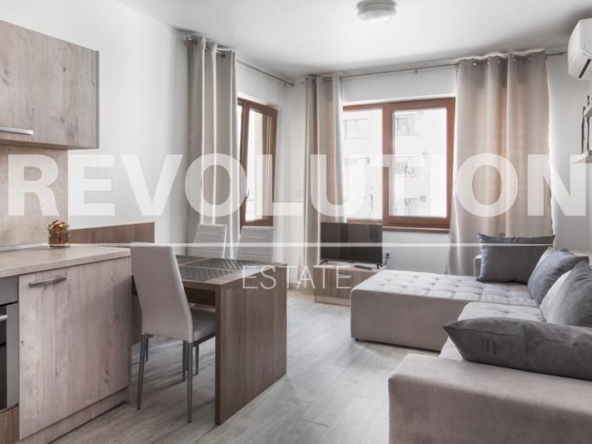 Дава се под наем Двустаен апартамент в Варна, Левски - 66 кв.м за 700 € - Снимка #1