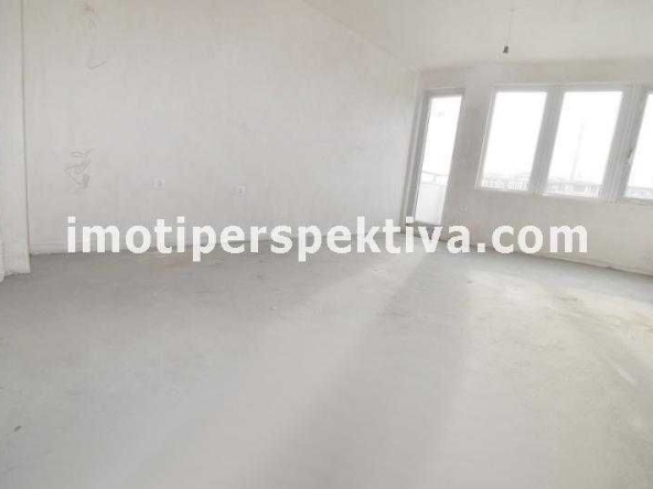 Двустаен апартамент в Пловдив, Тракия - 76 кв.м за 1316 €/кв.м - Снимка #1