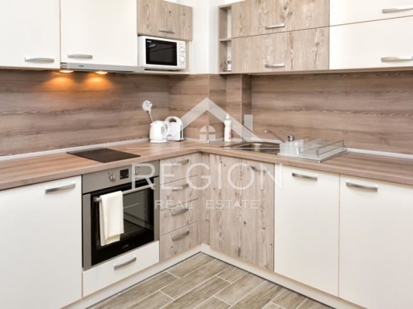 Дава се под наем Двустаен апартамент в Варна, Левски - 70 кв.м за 700 € - Снимка #1