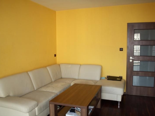 Дава се под наем Тристаен апартамент в София, Хладилника - 120 кв.м за 799 € - Снимка #1