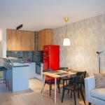 Дава се под наем Тристаен апартамент в София, Център - 105 кв.м за 1200 € - Снимка #1