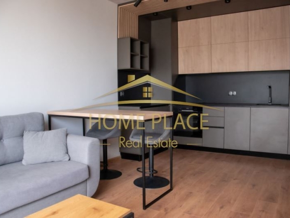 Двустаен апартамент в Варна, Бриз - 117 кв.м за 2102 €/кв.м - Снимка #1