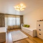 Четиристаен апартамент в София, Малинова долина - 120000 кв.м за 2 €/кв.м - Снимка #1