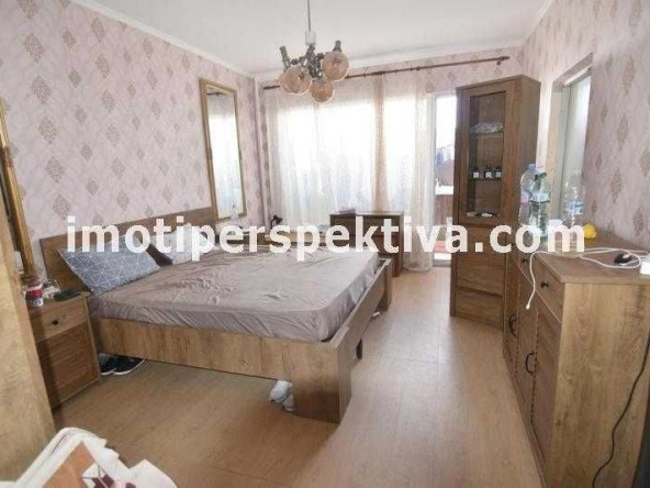 Тристаен апартамент в Пловдив, Център - 68 кв.м за 2250 €/кв.м - Снимка #1