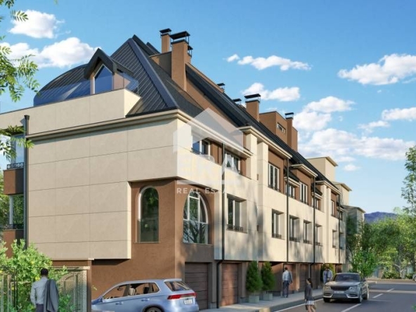 Двустаен апартамент в Русе, Център - 93 кв.м за 1650 €/кв.м - Снимка #1