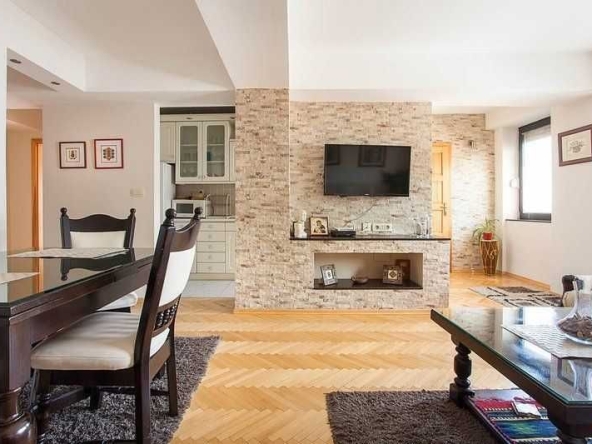 Двустаен апартамент в София, Изток - 70 кв.м за 2215 €/кв.м - Снимка #1