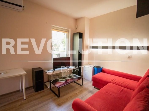 Дава се под наем Двустаен апартамент в София, Дружба 2 - 60 кв.м за 613 € - Снимка #1