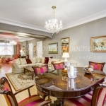 Дава се под наем Тристаен апартамент в София, Център - 160 кв.м за 2100 € - Снимка #1