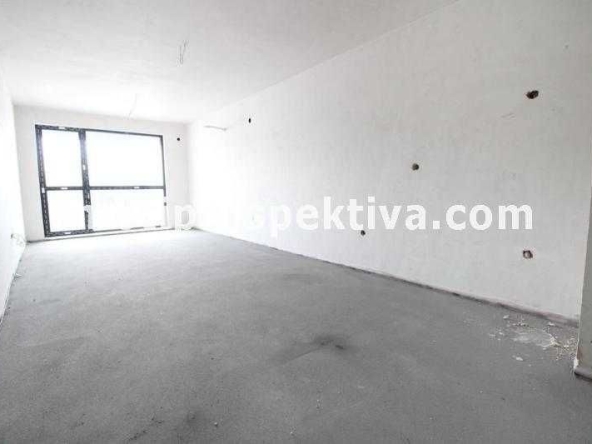 Тристаен апартамент в Пловдив, Остромила - 108 кв.м за 1253 €/кв.м - Снимка #1