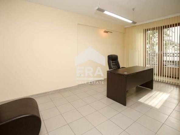 Дава се под наем Офис в София, Център - 105 кв.м за 1420 € - Снимка #1