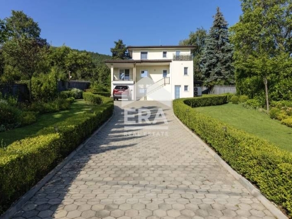 Къща в София, в.з. Бункера - 246 кв.м за 2805 €/кв.м - Снимка #1