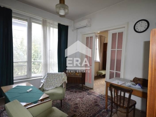 Тристаен апартамент в Хасково, Център - 85 кв.м за 1164 €/кв.м - Снимка #1