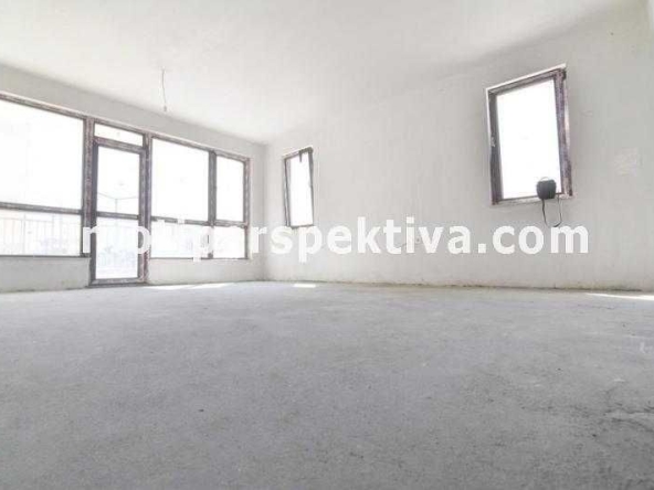 Тристаен апартамент в Пловдив, Беломорски - 122 кв.м за 590 €/кв.м - Снимка #1