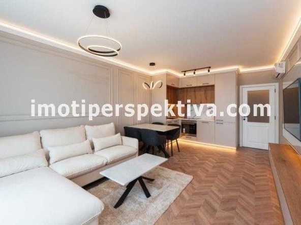 Двустаен апартамент в Пловдив, Кючук Париж - 71 кв.м за 1957 €/кв.м - Снимка #1