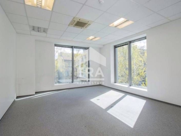Дава се под наем Офис в София, Център - 239 кв.м за 3585 € - Снимка #1