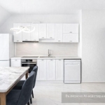 Дава се под наем Тристаен апартамент в Пловдив, Център - 185 кв.м за 797.64 € - Снимка #1