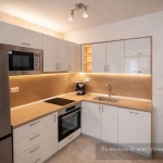 Дава се под наем Двустаен апартамент в Пловдив, Кючук Париж - 78 кв.м за 468.69 € - Снимка #1