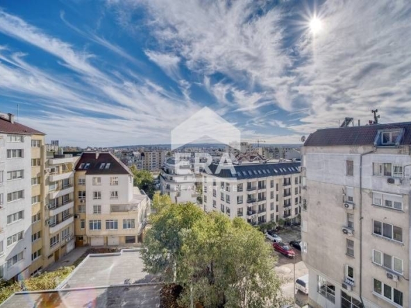 Тристаен апартамент в Варна, Победа - 90 кв.м за 1116 €/кв.м - Снимка #1