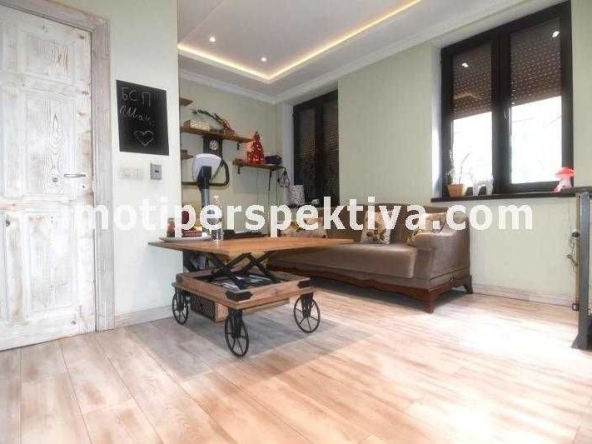 Тристаен апартамент в Пловдив, Беломорски - 105 кв.м за 1117 €/кв.м - Снимка #1