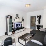 Дава се под наем Тристаен апартамент в София, Света Троица - 99 кв.м за 846.6 € - Снимка #1