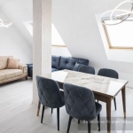 Дава се под наем Тристаен апартамент в Пловдив, Център - 185 кв.м за 797.64 € - Снимка #1