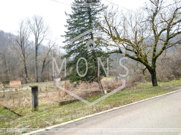 Парцел в Габрово, Велчевци - 2700 кв.м за 12 €/кв.м - Снимка #1