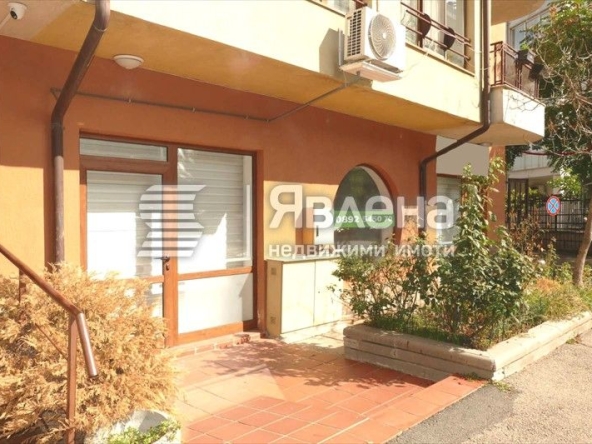 Дава се под наем Магазин в София, Левски Г - 82 кв.м за 765 € - Снимка #1