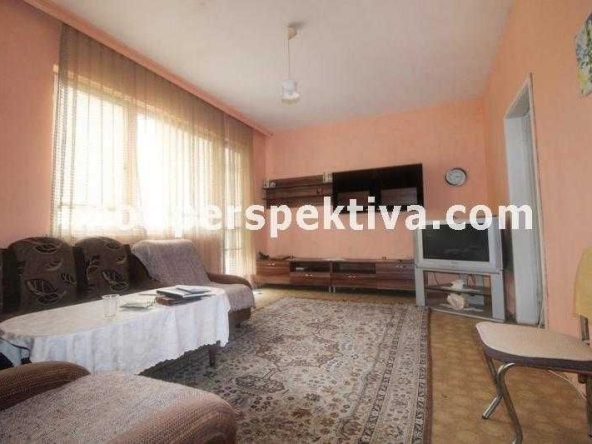 Тристаен апартамент в Пловдив, Каменица 2 - 68 кв.м за 877 €/кв.м - Снимка #1