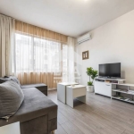 Двустаен апартамент в Варна, Гръцка махала - 57 кв.м за 4369 €/кв.м - Снимка #1