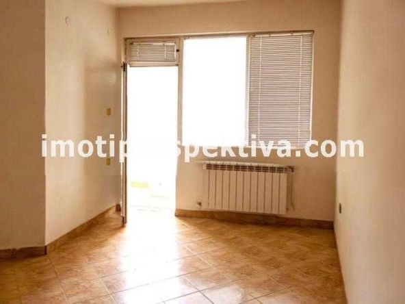 Тристаен апартамент в Пловдив, Тракия - 82 кв.м за 1488 €/кв.м - Снимка #1
