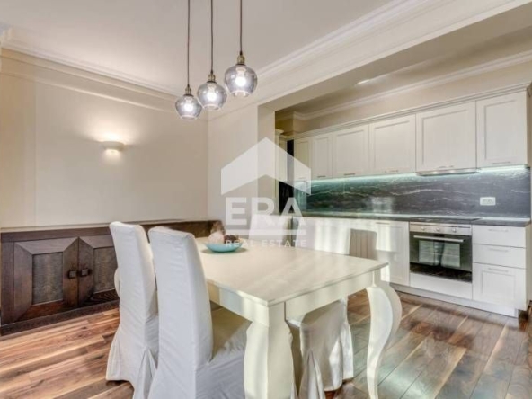 Дава се под наем Тристаен апартамент в София, Лозенец - 127 кв.м за 1750 € - Снимка #1