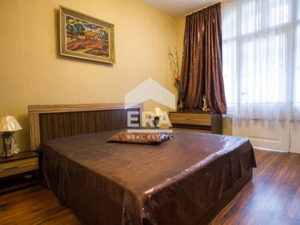 Дава се под наем Многостаен апартамент в Варна, Операта - 190 кв.м за 1000 € - Снимка #1