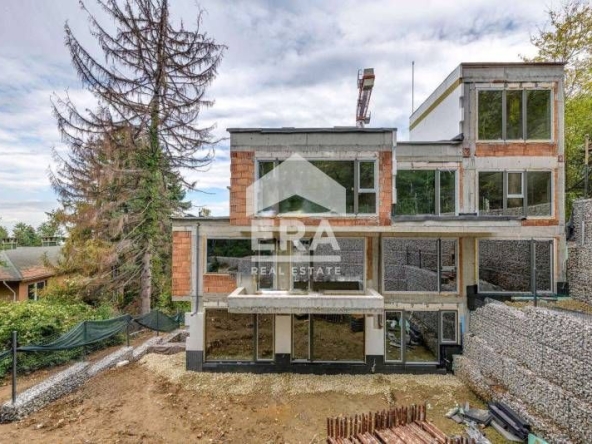 Двустаен апартамент в София, Бояна - 64 кв.м за 2305 €/кв.м - Снимка #1