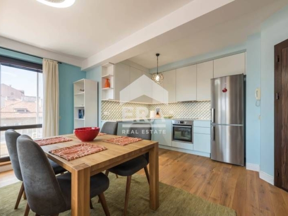 Тристаен апартамент в Варна, Център - 124 кв.м за 2492 €/кв.м - Снимка #1