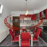 Дава се под наем Тристаен апартамент в Варна, Базар Левски - 60 кв.м за 561 € - Снимка #1