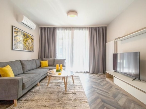 Дава се под наем Двустаен апартамент в Пловдив, Христо Смирненски - 63 кв.м за 750 € - Снимка #1