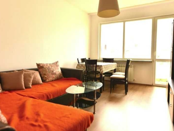 Дава се под наем Тристаен апартамент в София, Зона Б-18 - 110 кв.м за 725 € - Снимка #1